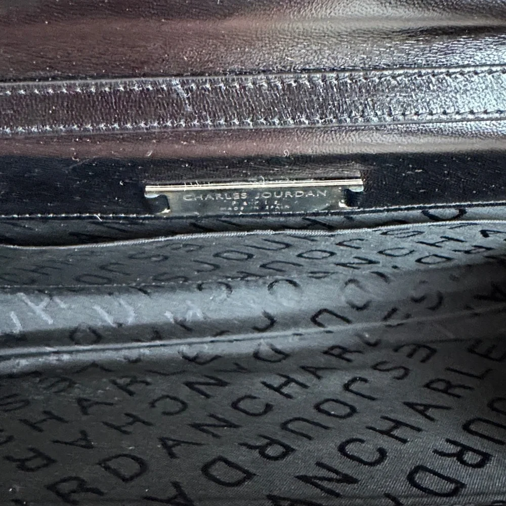 Vintage Charles Jordan genuine leather clutch with geometric design